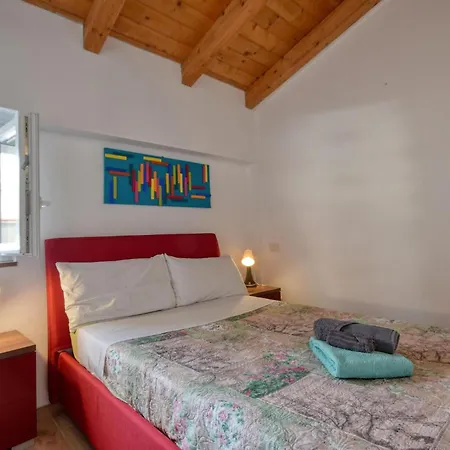 5 Bedroom Cozy Home In Lavagna * 拉瓦尼亚