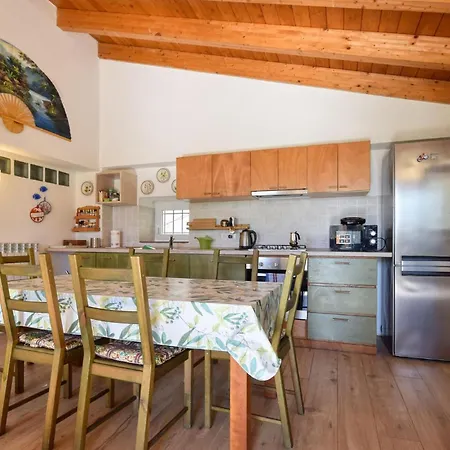 度假居 5 Bedroom Cozy Home In Lavagna 拉瓦尼亚