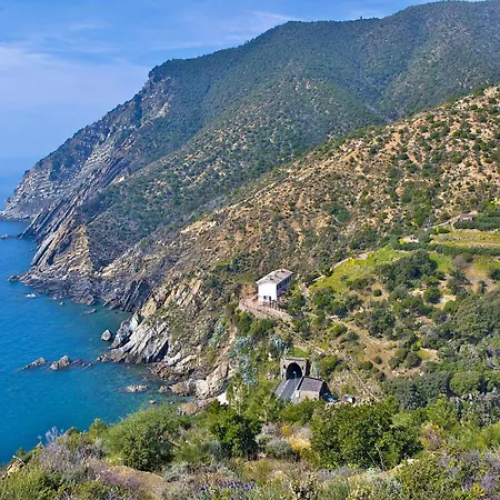 Hébergement de vacances 5 Bedroom Stunning In