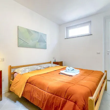 5 Bedroom Stunning In Lavagna