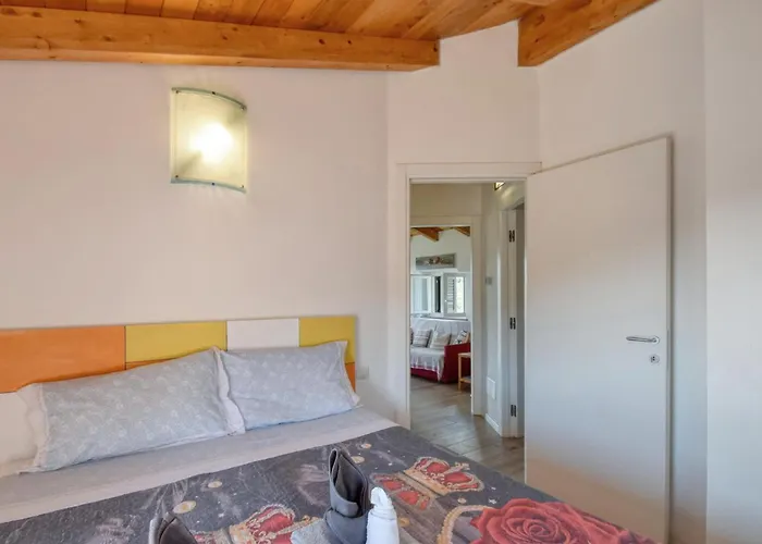 5 Bedroom Stunning In Prázdninový dům *