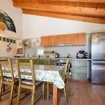 Nyaraló 5 Bedroom Stunning In Lavagna