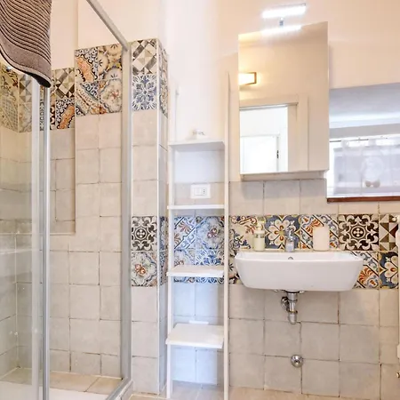 Amazing In With Kitchenette Дом отдыха Лаванья
