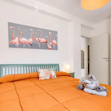Nyaraló 5 Bedroom Cozy In