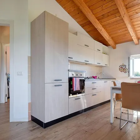 Amazing In With Kitchenette Дом отдыха Лаванья